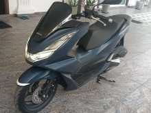 Honda PCX 2024 Motorbike