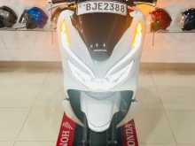 https://riyasewana.com/uploads/honda-pcx-1116012213184.jpg