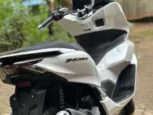 Honda PCX 2024 Motorbike