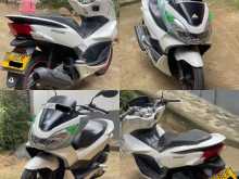 Honda Pcx 2017 Motorbike