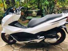 Honda Pcx 2017 Motorbike