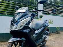 https://riyasewana.com/uploads/honda-pcx-116464522192.jpg