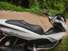 https://riyasewana.com/uploads/honda-pcx-11841484573.jpg