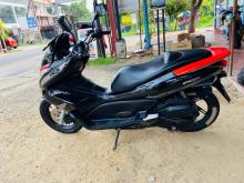 Honda PCX 2017 Motorbike