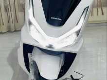 Honda PCX 2025 Motorbike