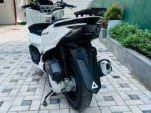 https://riyasewana.com/uploads/honda-pcx-125-1010274313882.jpg