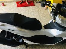 https://riyasewana.com/uploads/honda-pcx-125-1011434919995.jpg