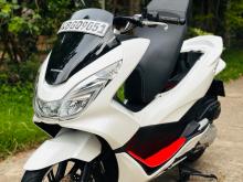 Honda Pcx 125 2017 Motorbike