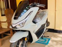 Honda Pcx 125 2025 Motorbike