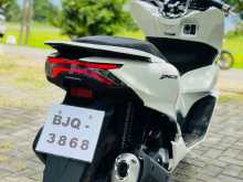 https://riyasewana.com/uploads/honda-pcx-125-114151222682.jpg