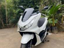 Honda PCX 125 2024 Motorbike