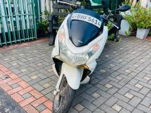 Honda PCX 125 2016 Motorbike