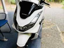 Honda PCX 125 2024 Motorbike