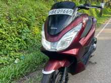 Honda PCX 125 LED 2014 Motorbike