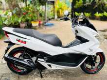 https://riyasewana.com/uploads/honda-pcx-125-12857204862.jpg