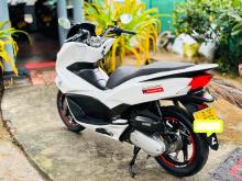 https://riyasewana.com/uploads/honda-pcx-125-12859106836.jpg