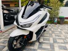 Honda PCX 125 2025 Motorbike