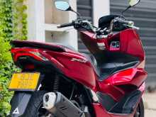 https://riyasewana.com/uploads/honda-pcx-125-1320312013492.jpg