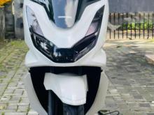 https://riyasewana.com/uploads/honda-pcx-125-141109476571.jpg