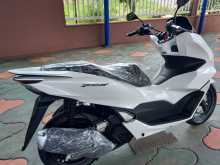 https://riyasewana.com/uploads/honda-pcx-125-1420463513953.jpg