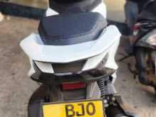 https://riyasewana.com/uploads/honda-pcx-125-151737374293.jpg