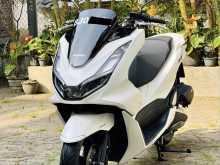 Honda PCX 125 2024 Motorbike