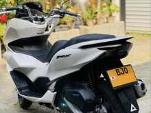 https://riyasewana.com/uploads/honda-pcx-125-1522284822872.jpg