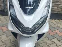 https://riyasewana.com/uploads/honda-pcx-125-158484313364.jpg
