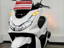 Honda PCX 125 Japan 2024 Motorbike