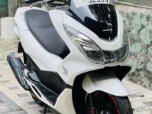 Honda PCX 125 LED 2012 Motorbike