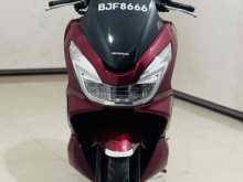 https://riyasewana.com/uploads/honda-pcx-125-1612094822742.jpg