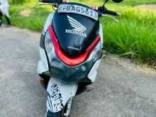 https://riyasewana.com/uploads/honda-pcx-125-161949484361.jpg