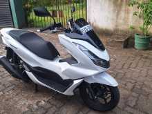 Honda PCX 125 2024 Motorbike