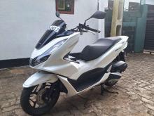 https://riyasewana.com/uploads/honda-pcx-125-16741376975.jpg