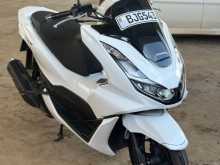 Honda PCX 125 Japan 2024 Motorbike