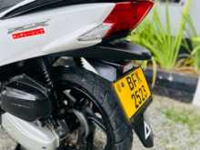 https://riyasewana.com/uploads/honda-pcx-125-1816085013262.jpg
