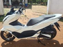 https://riyasewana.com/uploads/honda-pcx-125-182054316415.jpg