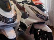 https://riyasewana.com/uploads/honda-pcx-125-1918424791.jpg
