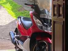 Honda PCX 125 2016 Motorbike