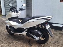 https://riyasewana.com/uploads/honda-pcx-125-201355286336.jpg