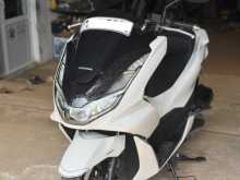 Honda Pcx 125 2024 Motorbike