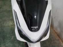 Honda PCX 125 2025 motorcycle