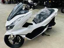 https://riyasewana.com/uploads/honda-pcx-125-208363913382.jpg