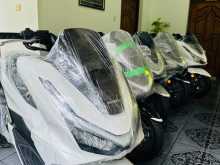 Honda PCX 125 2025 Motorbike