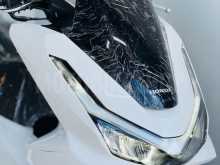 https://riyasewana.com/uploads/honda-pcx-125-210311113833.jpg