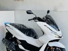 Honda PCX 125 2025 Motorbike
