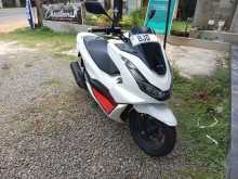 Honda PCX 125 2022 Motorbike