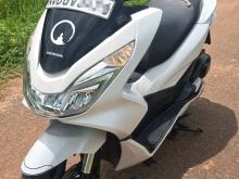 Honda PCX 125 LED JF 2018 Motorbike