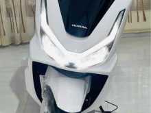 Honda PCX 125 2025 Motorbike