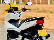 https://riyasewana.com/uploads/honda-pcx-125-215391513362.jpg